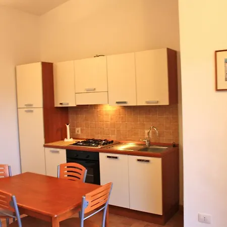 Aparthotel A.i.r. Borgo Di Mare