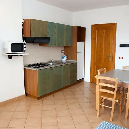 A.i.r. Borgo Di Mare 2* Isola Rossa (Sassari)