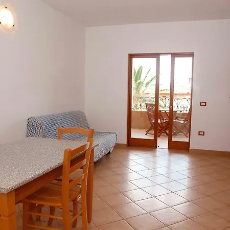 A.i.r. Borgo Di Mare 3* Isola Rossa (Sassari)