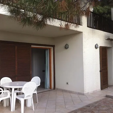 A.i.r. Borgo Di Mare Aparthotel 3*