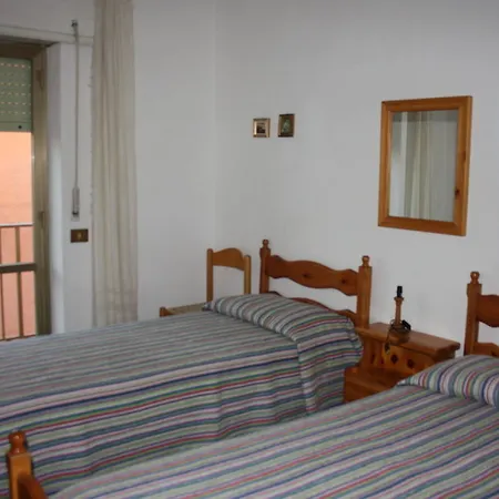 Ξενοδοχείο με διαμερίσματα A.i.r. Borgo Di Mare Isola Rossa (Sassari)