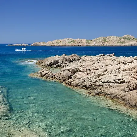 Lejlighedshotel A.i.r. Borgo Di Mare Isola Rossa (Sassari)