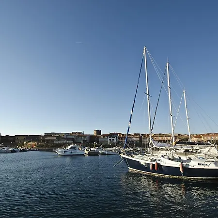 Lejlighedshotel A.i.r. Borgo Di Mare Isola Rossa (Sassari)