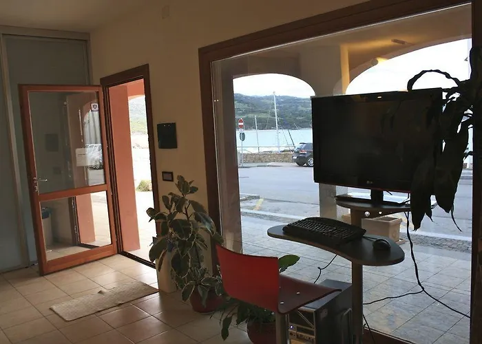 A.i.r. Borgo Di Mare アパートホテル 3*