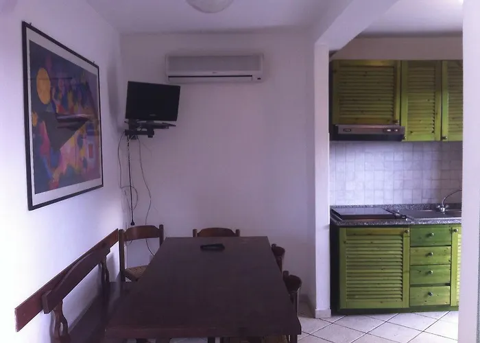 A.i.r. Borgo Di Mare アパートホテル 3*