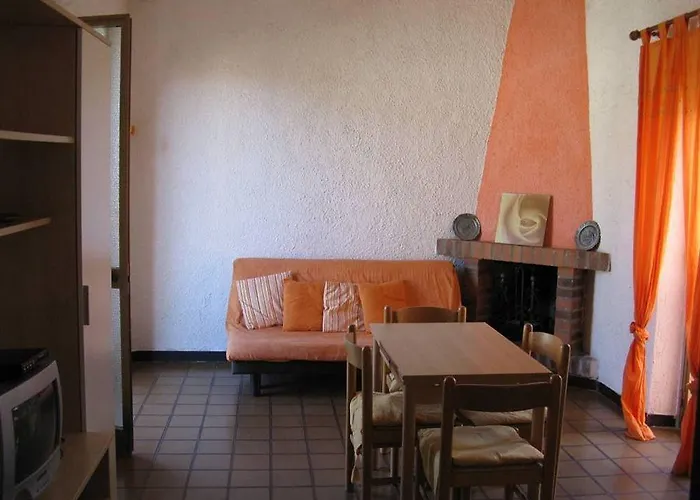 A.i.r. Borgo Di Mare 3* イーゾラ・ロッサ