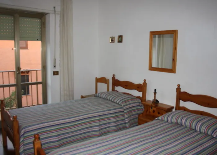 アパートホテル A.i.r. Borgo Di Mare イーゾラ・ロッサ