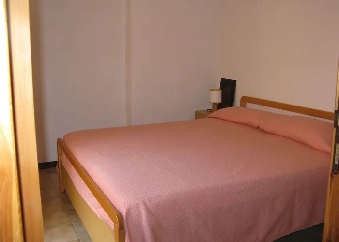 A.i.r. Borgo Di Mare 3* イーゾラ・ロッサ